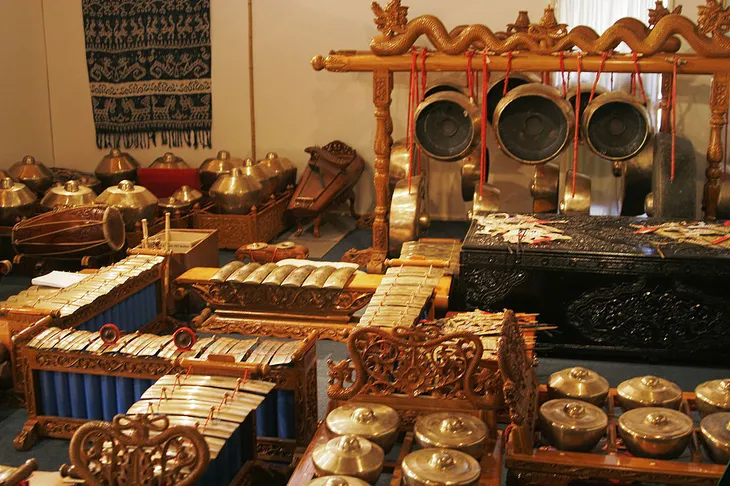 Alat musik Gamelan Kyai Balimester